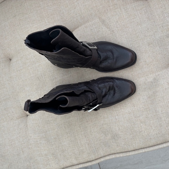 FREE PEOPLE OUTSIDER MOTO BOOT in Brown (Missing top buckles) - Picture 2 of 14